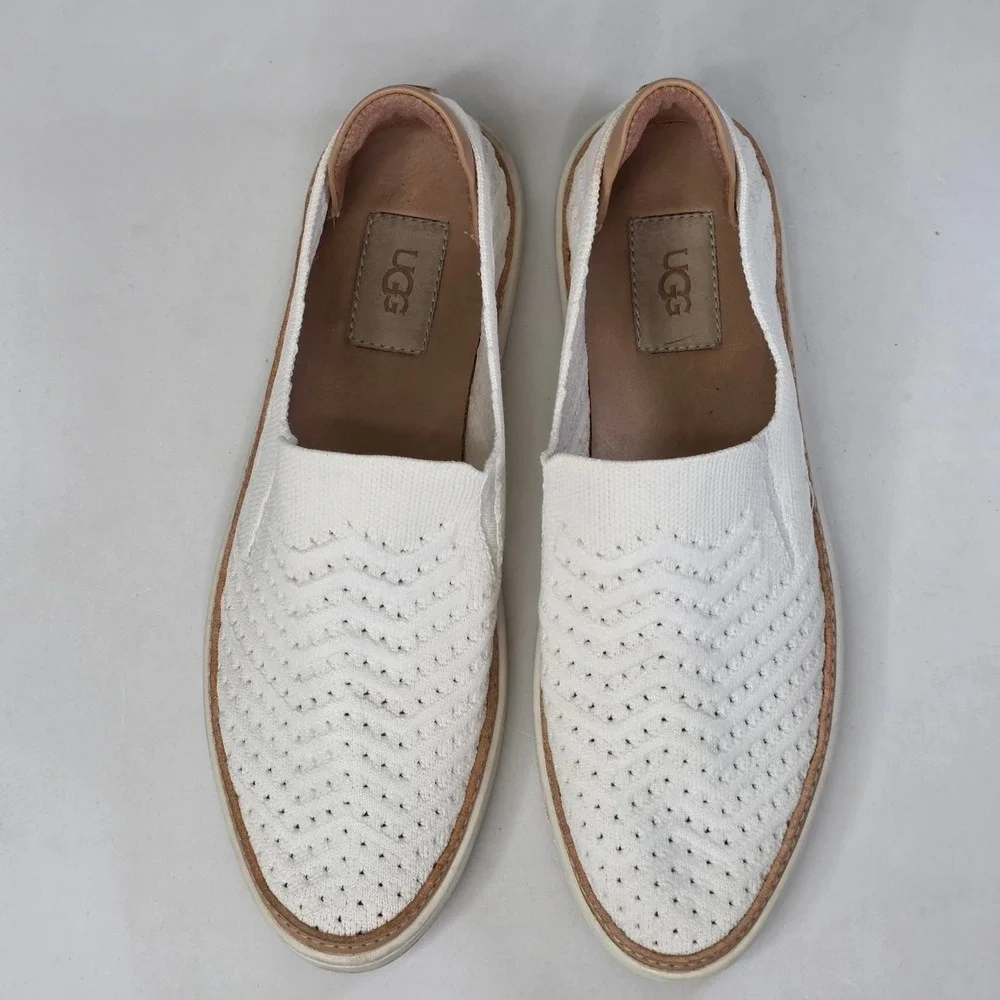 UGG Sammy Chevron Sneakers Women's 9 White Knit Slip-On Casual Breathable Shoes